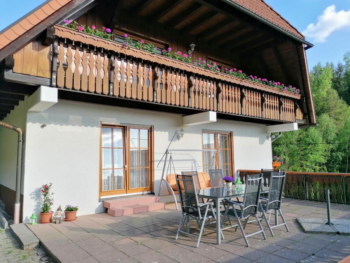 Ferienwohungen Im Kuchersbach Hornberg Exterior foto