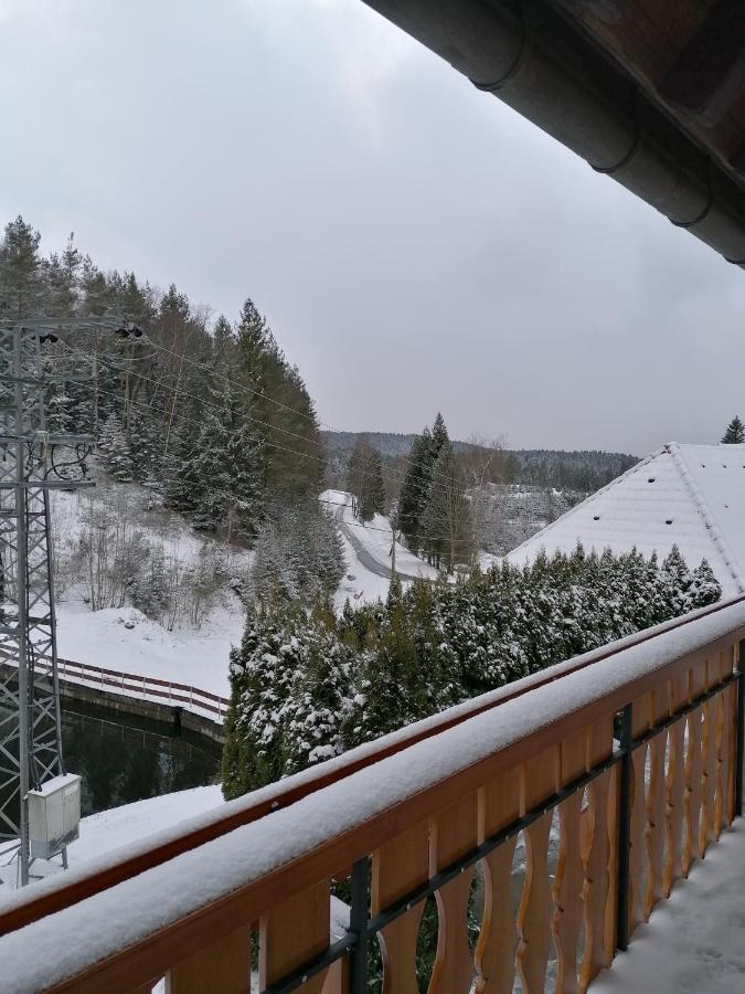 Ferienwohungen Im Kuchersbach Hornberg Exterior foto